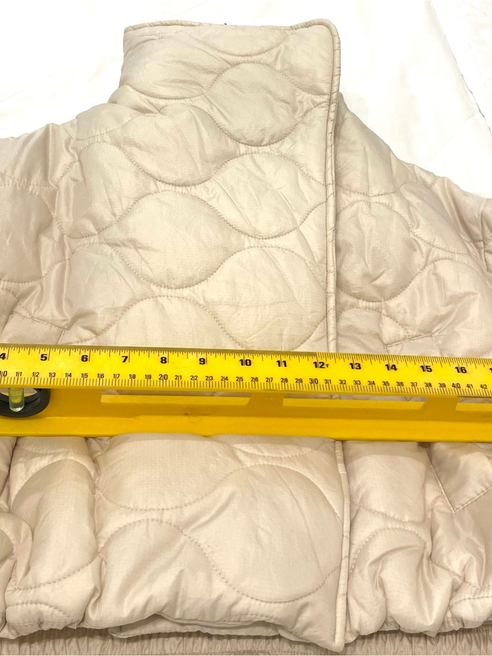 ASOS Cropped Onion Quilted Puffer Jacket - Picture 6 of 10
